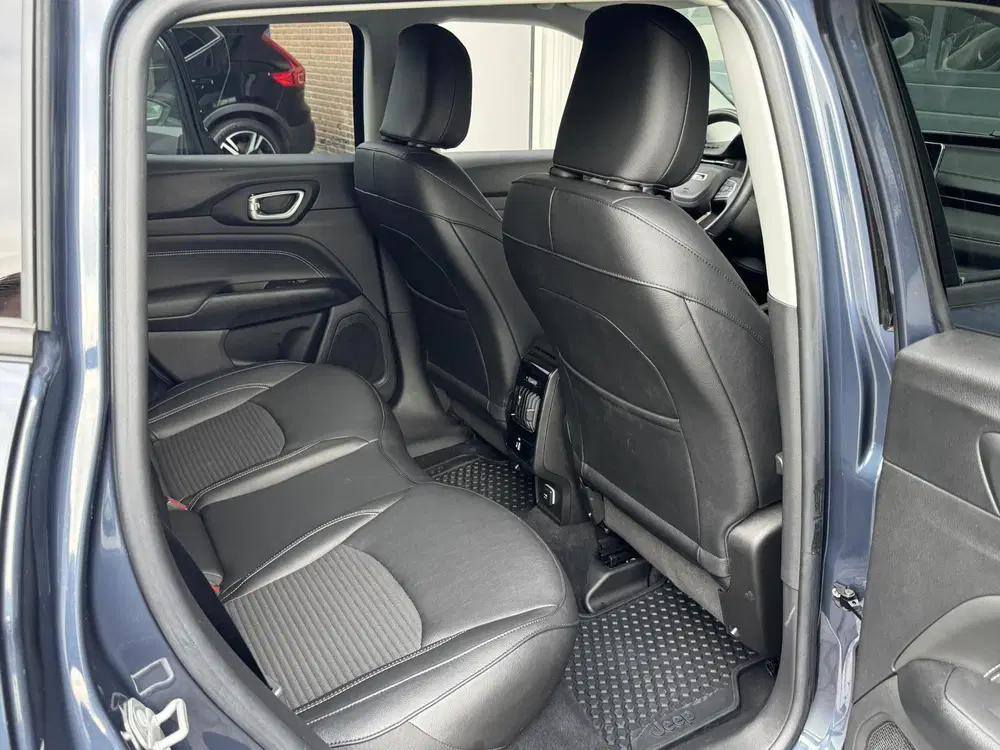 Jeep Compass 4xe 240 PLUG-IN HYBRID ELECTRIC LIMITED I uit 2022, foto 11