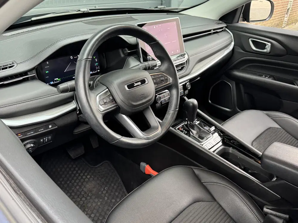 Jeep Compass 4xe 240 PLUG-IN HYBRID ELECTRIC LIMITED I uit 2022, foto 4