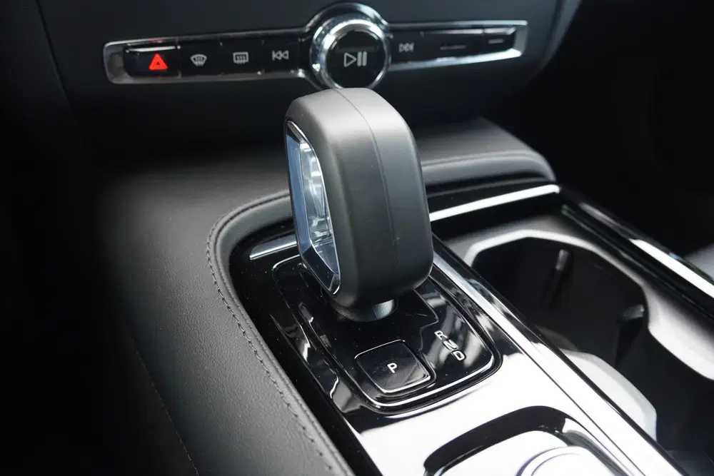 Volvo V60 2.0 T8 Plug-in hybrid AWD Plus Bright uit 2024, foto 5