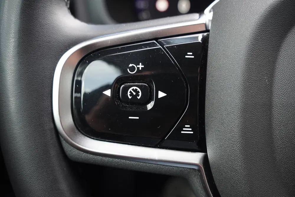 Volvo V60 2.0 T8 Plug-in hybrid AWD Plus Bright uit 2024, foto 9