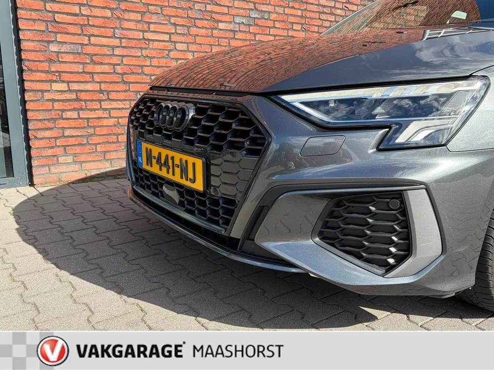 Audi A3 45 TFSI e S edition Competition Plug-In Pa uit 2021, foto 10