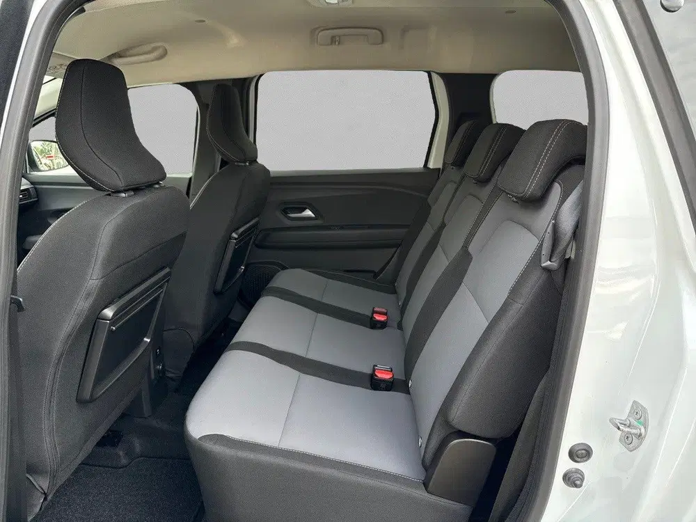 Dacia Jogger 1.6 Hybrid 140 Extreme 7p. STOEL VERW uit 2025, foto 10