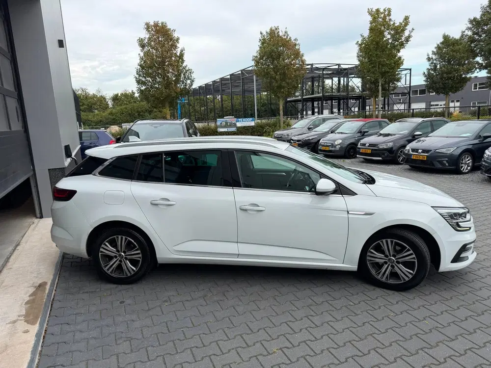 Renault Megane Mégane Estate 1.3 TCe Intens VOL optie's T uit 2022, foto 5