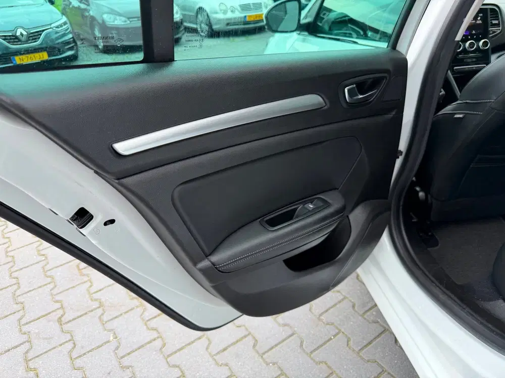 Renault Megane Mégane Estate 1.3 TCe Intens VOL optie's T uit 2022, foto 9