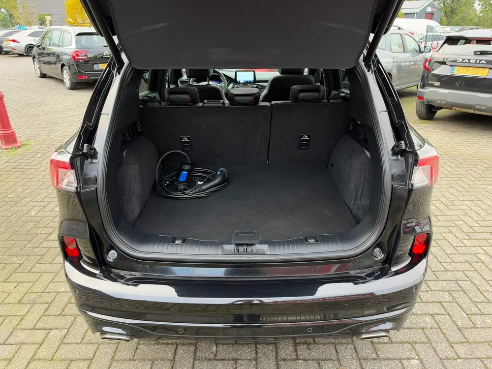 Ford Kuga 2.5 PHEV ST-Line X uit 2021, foto 13