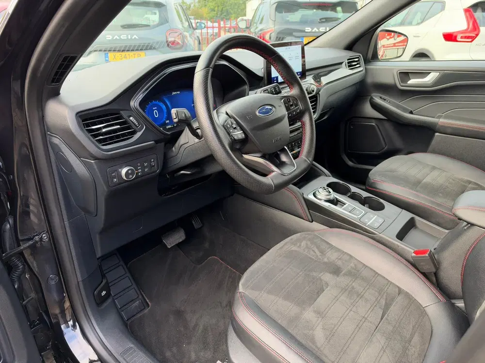 Ford Kuga 2.5 PHEV ST-Line X uit 2021, foto 8
