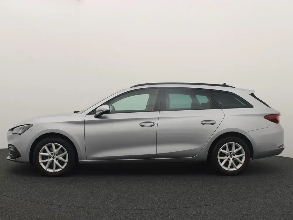 SEAT Leon 1.5 TSI Style Business Intense FULL L uit 2021, foto 2