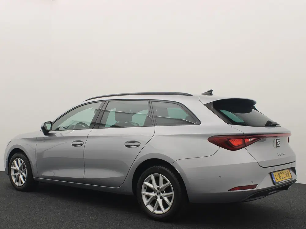 SEAT Leon 1.5 TSI Style Business Intense FULL L uit 2021, foto 3