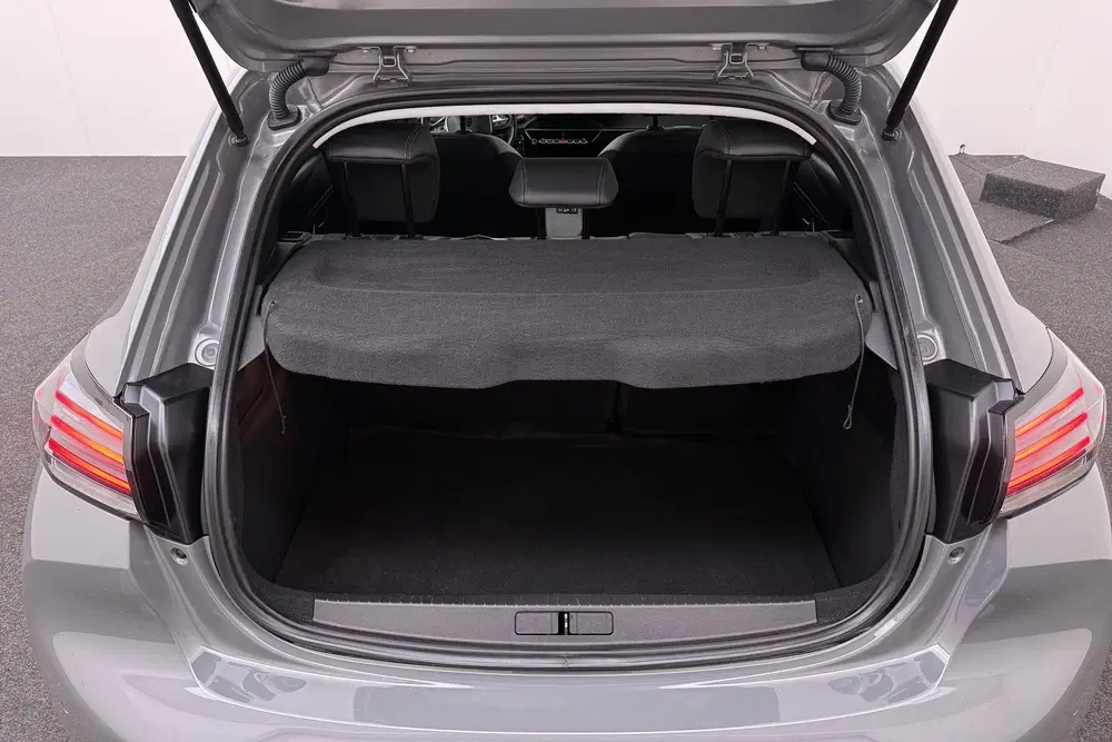 Peugeot 208 1.2T 101 PK Allure Half-Leder Carplay DAB uit 2025, foto 13