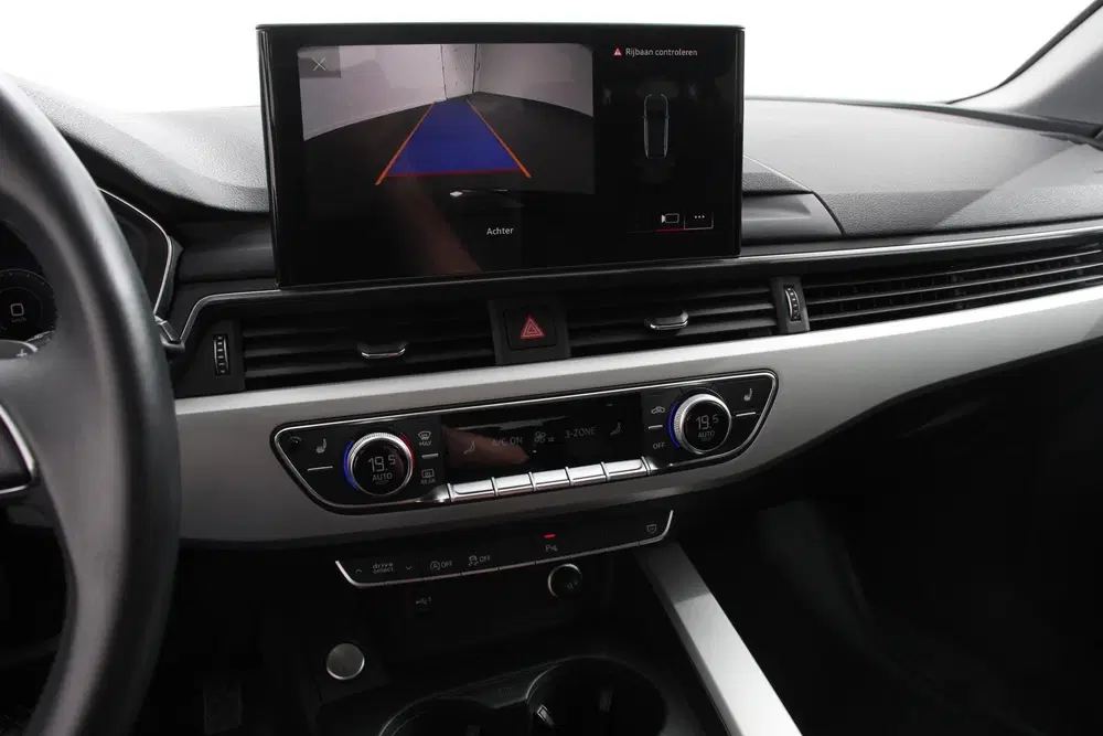 Audi A4 40 TFSI Advanced Prestige Plus Navigatie A uit 2021, foto 11