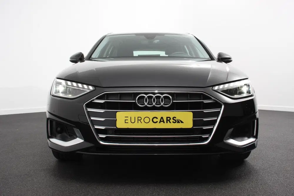 Audi A4 40 TFSI Advanced Prestige Plus Navigatie A uit 2021, foto 2
