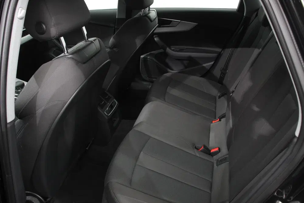 Audi A4 40 TFSI Advanced Prestige Plus Navigatie A uit 2021, foto 8