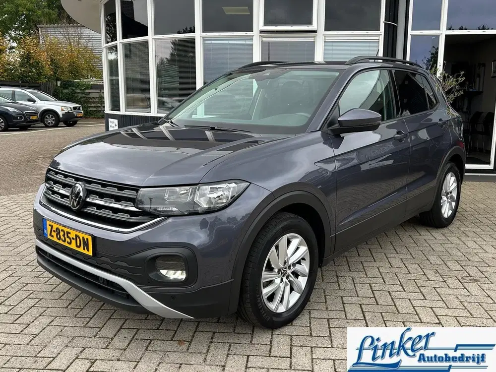 Volkswagen T-Cross 1.0 TSI Life uit 2023, foto 2