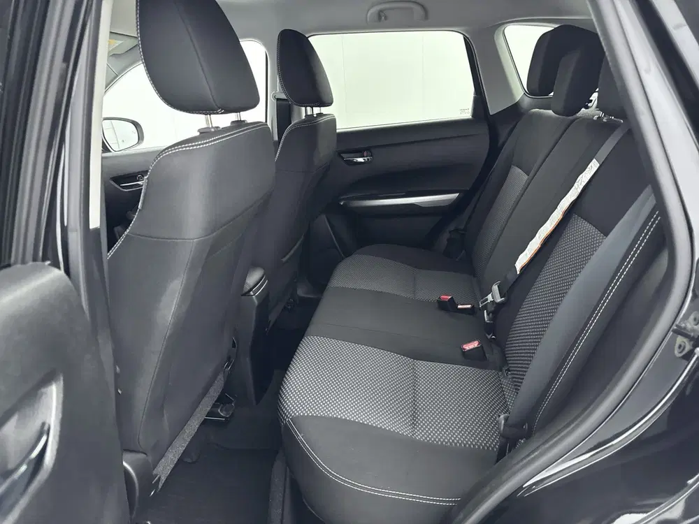 Suzuki Vitara 1.4 Boosterjet Select Smart Hybrid uit 2021, foto 15