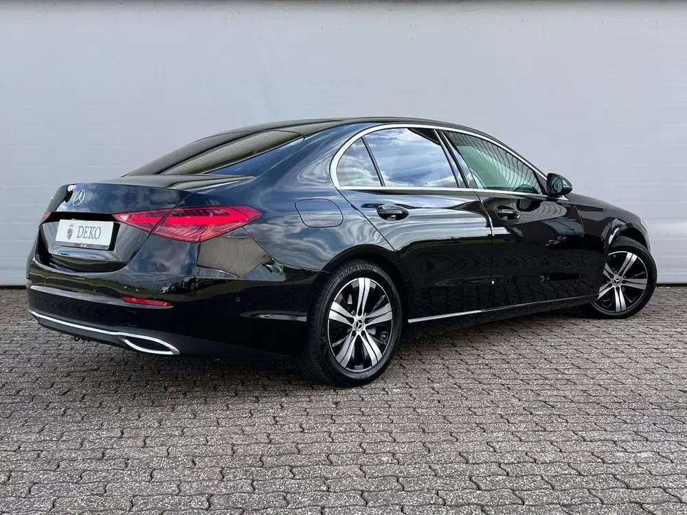 Mercedes-Benz C-Klasse 180 Sedan uit 2022, foto 2