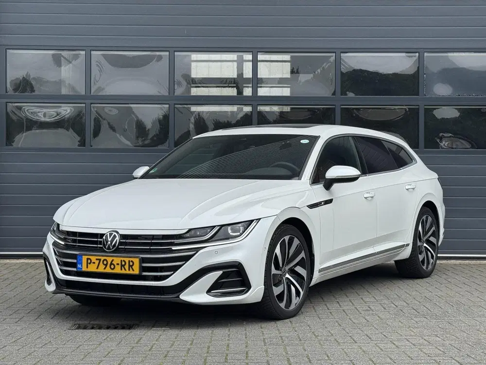 Volkswagen Arteon 1.4 TSI EHYBRID R-LINE BUSI uit 2022