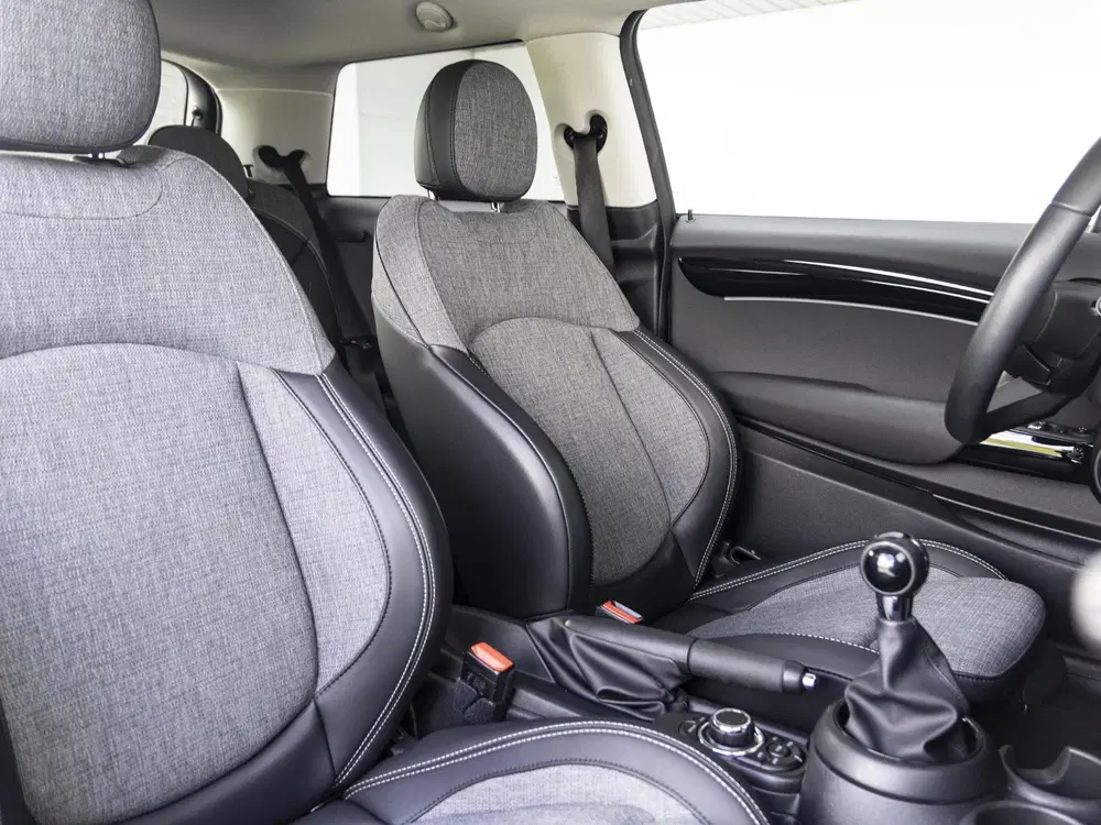 Mini Cooper Cooper Classic + Navigatie + Black Exterie uit 2022, foto 10