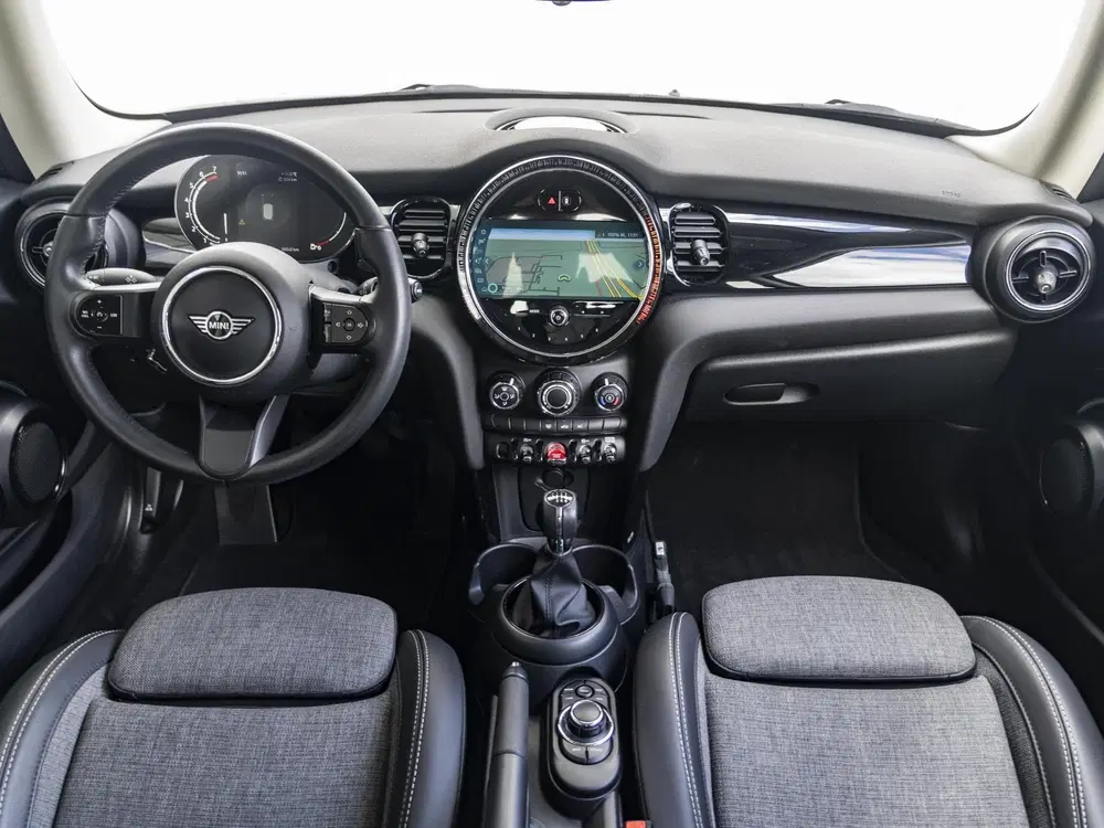 Mini Cooper Cooper Classic + Navigatie + Black Exterie uit 2022, foto 7