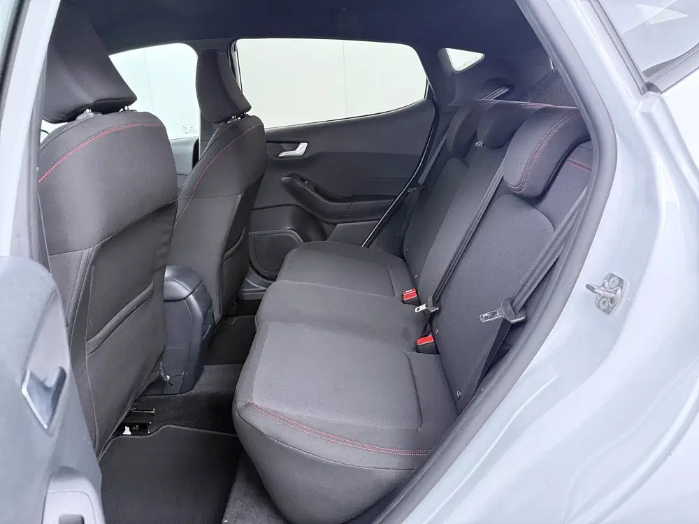 Ford Fiesta EcoBoost Hybrid 125pk ST-Line uit 2022, foto 10