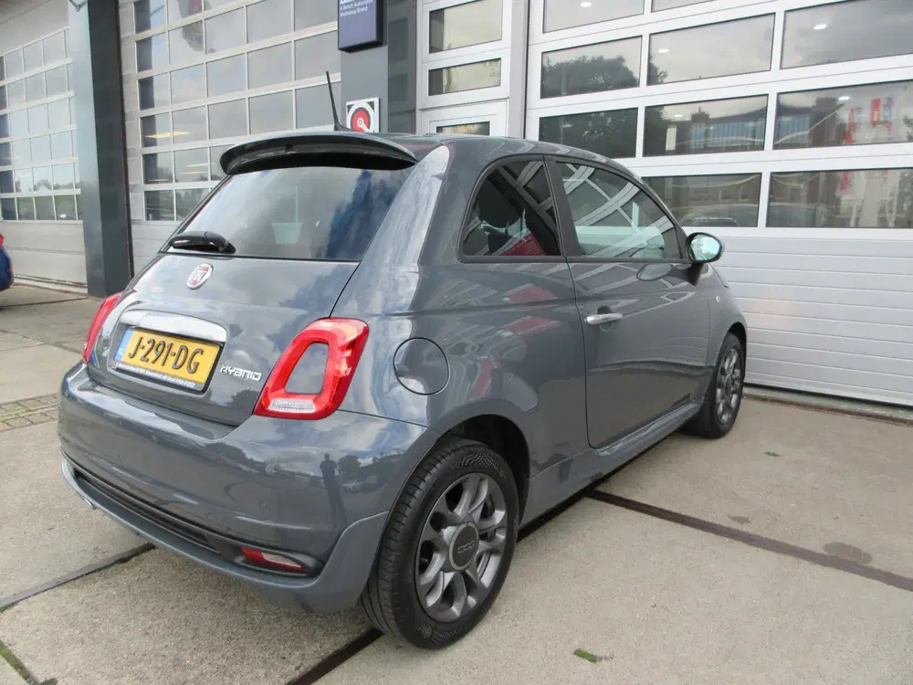 Fiat 500 1.0 Hybrid Rockstar uit 2020, foto 9