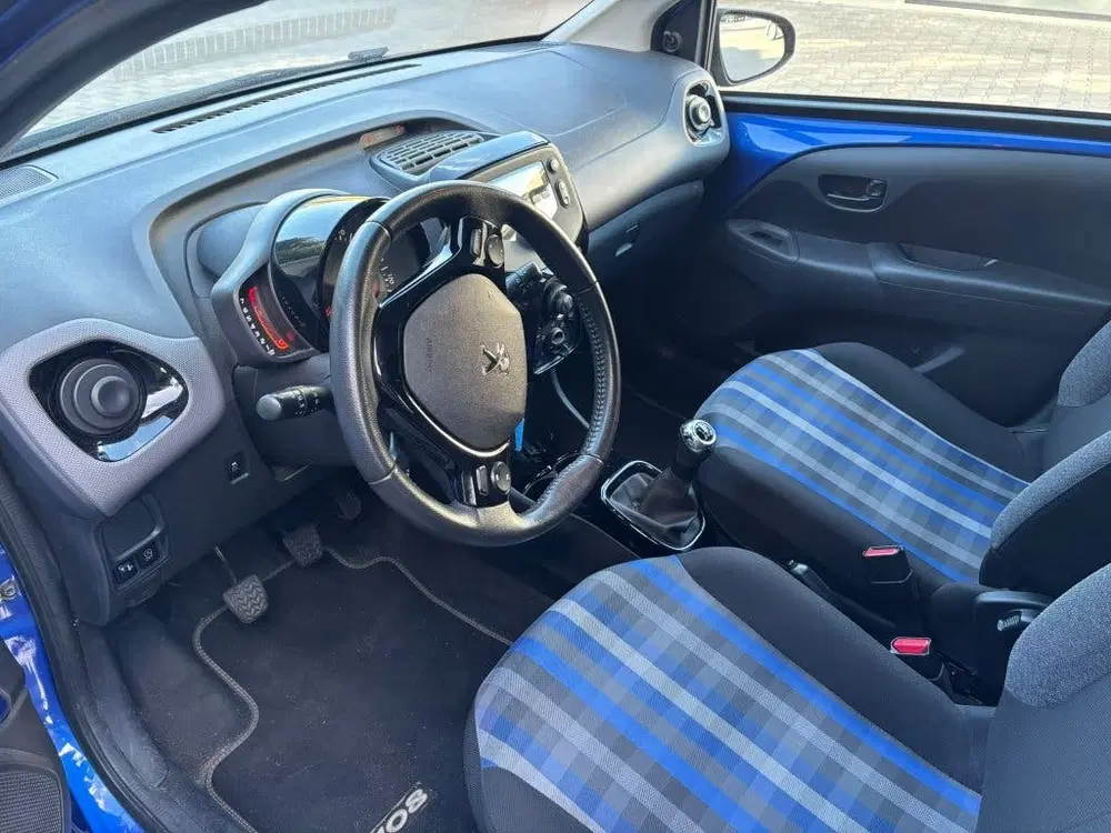 Peugeot 108 1.0 E-vti 72pk 5D 2021 Blauw uit 2021, foto 13