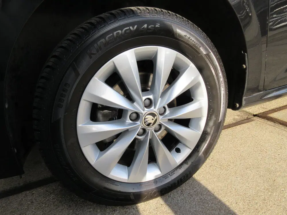 Skoda Kamiq 1.0 TSI Sport Business uit 2022, foto 12