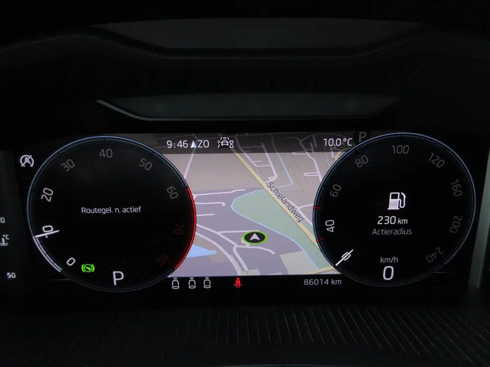 Skoda Kamiq 1.0 TSI Sport Business uit 2022, foto 15