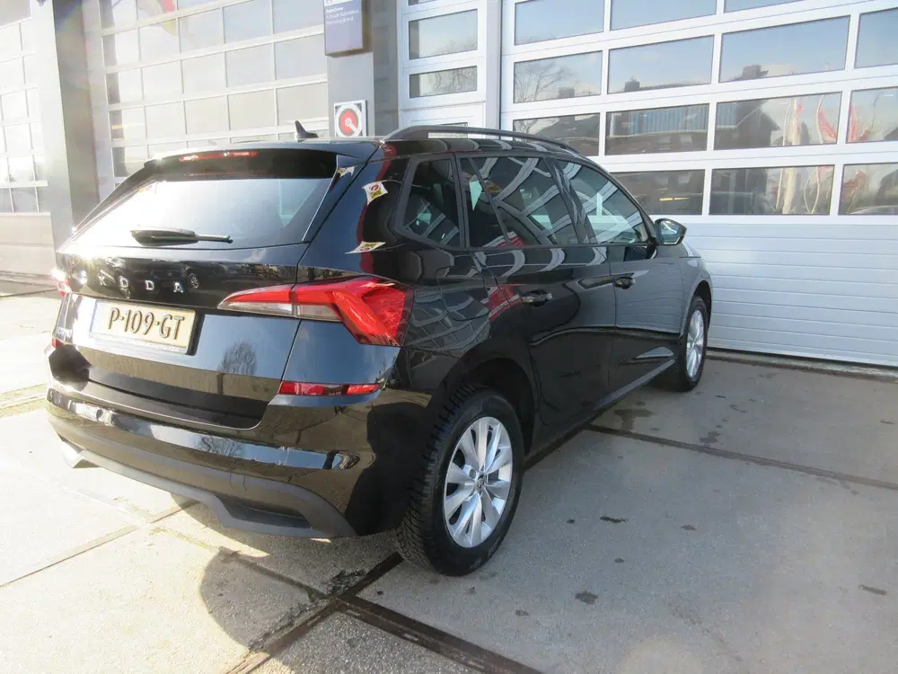 Skoda Kamiq 1.0 TSI Sport Business uit 2022, foto 9