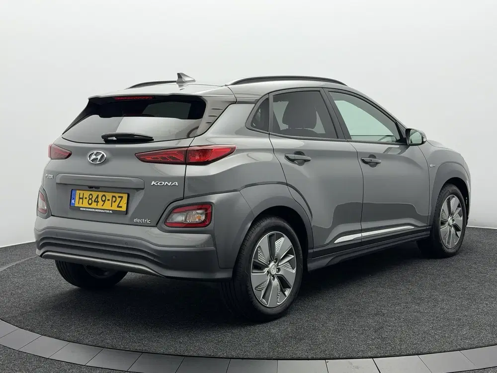 Hyundai KONA EV Premium 64 kWh SOH 90 uit 2020, foto 13