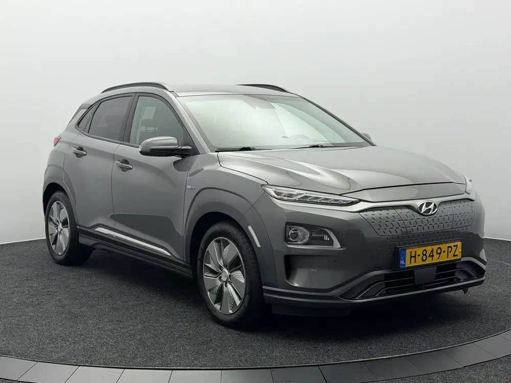 Hyundai KONA EV Premium 64 kWh SOH 90 uit 2020, foto 9