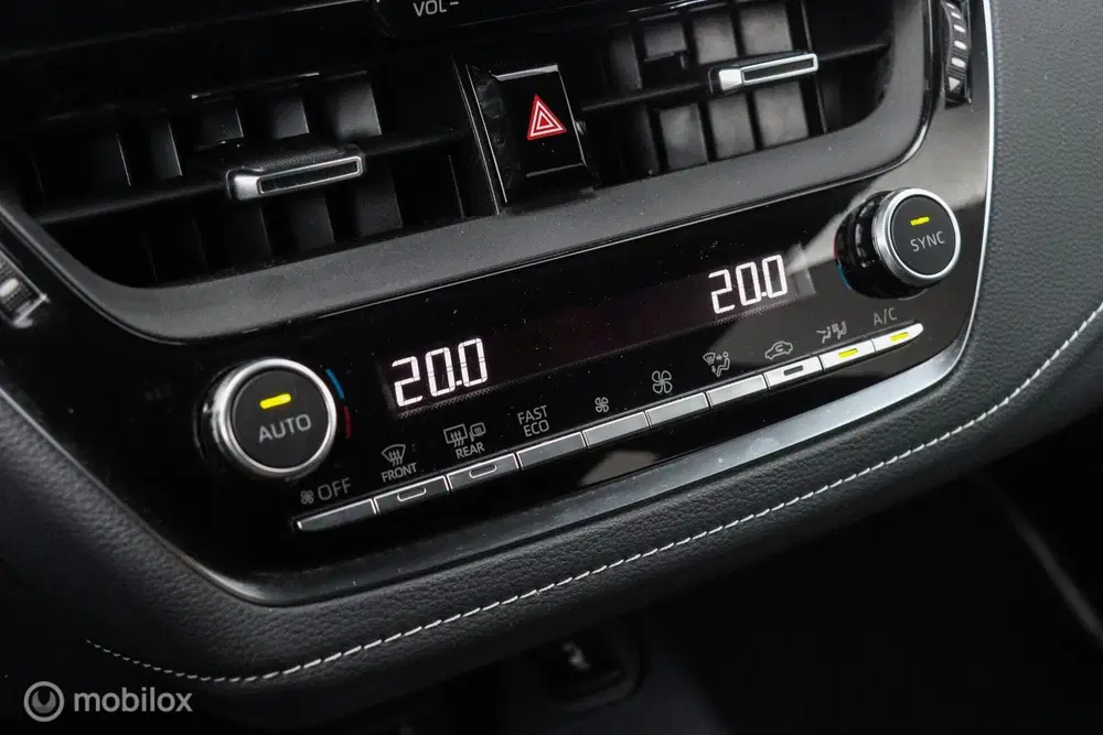 Toyota Corolla Hybrid Business uit 2024, foto 11
