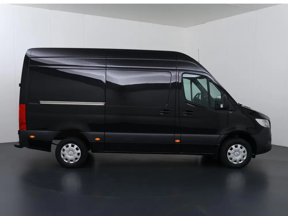 Mercedes-Benz Sprinter 317 CDI L2 H2 uit 2023, foto 6