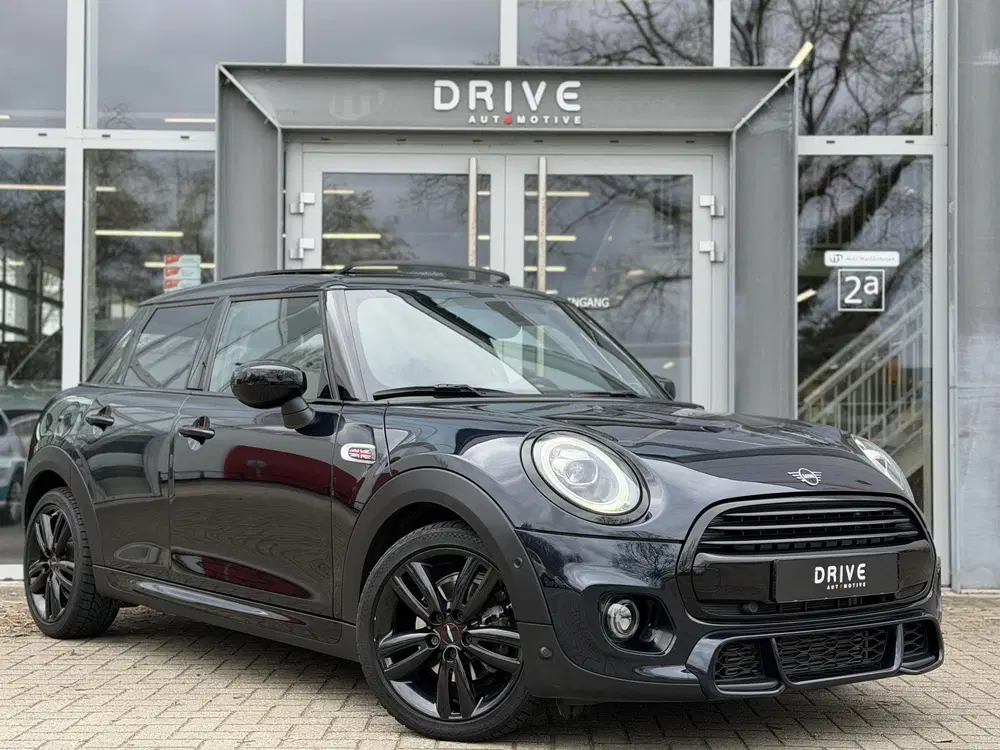 Mini Cooper 1.5 Cooper Dalston Edition JCW uit 2021, foto 4