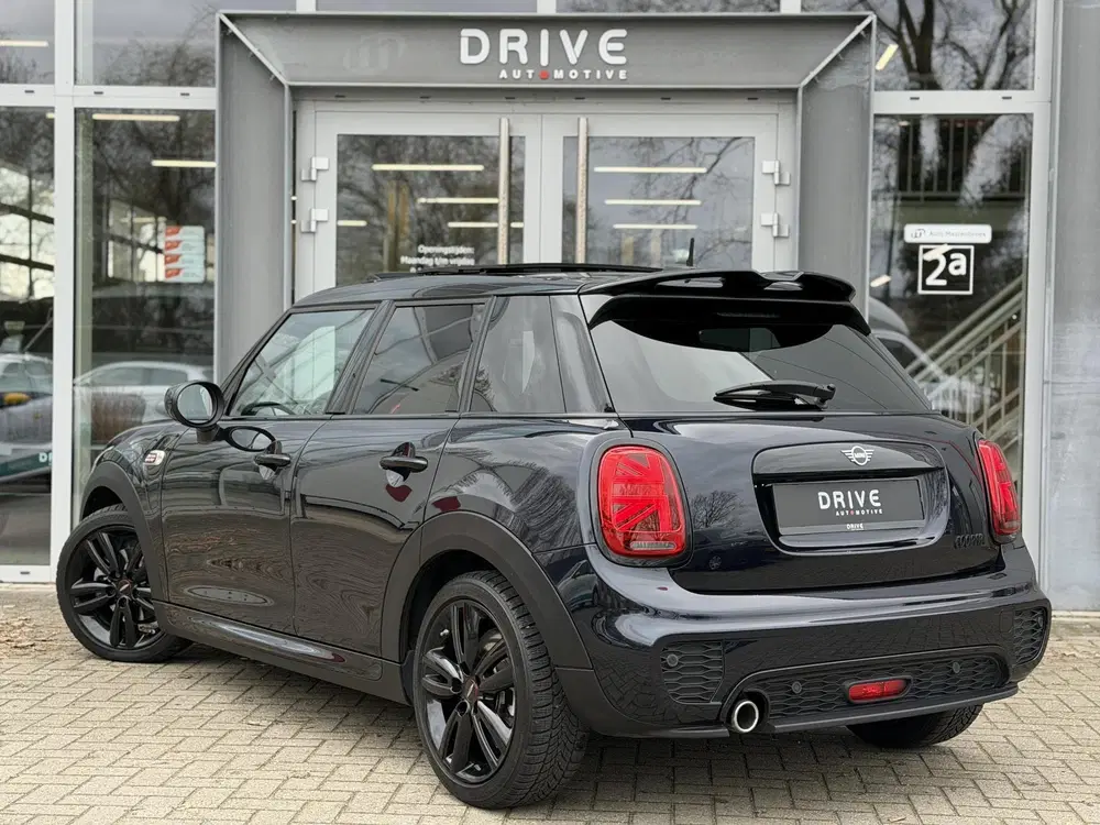 Mini Cooper 1.5 Cooper Dalston Edition JCW uit 2021, foto 7