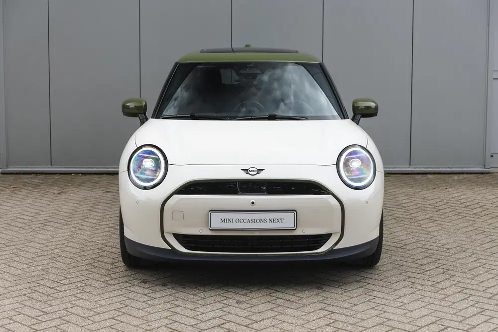 Mini Hatchback Cooper E uit 2026, foto 5