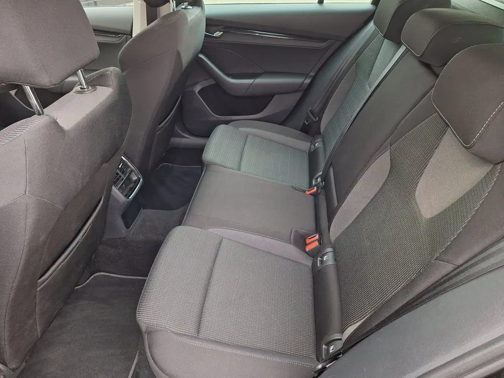 Skoda Octavia 1.0 TSI Business Edition DEALER OH uit 2021, foto 10