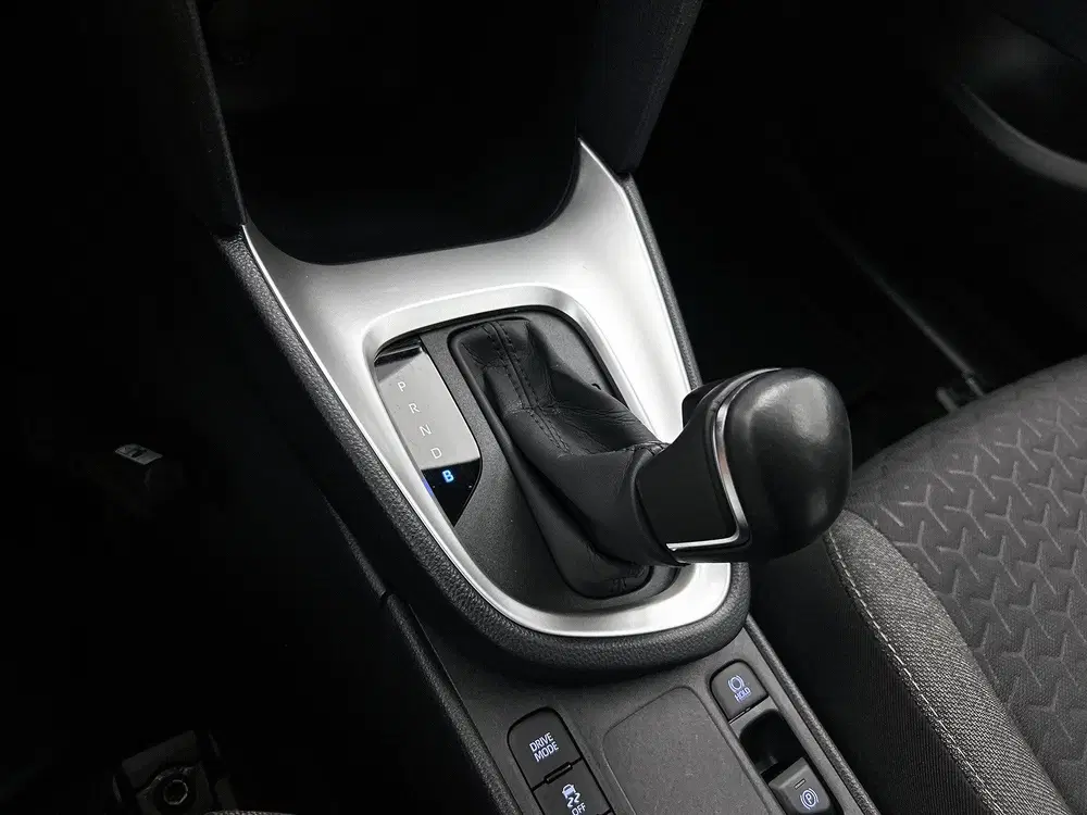 Toyota Yaris Cross 1.5 Hybrid First Edition uit 2022, foto 13