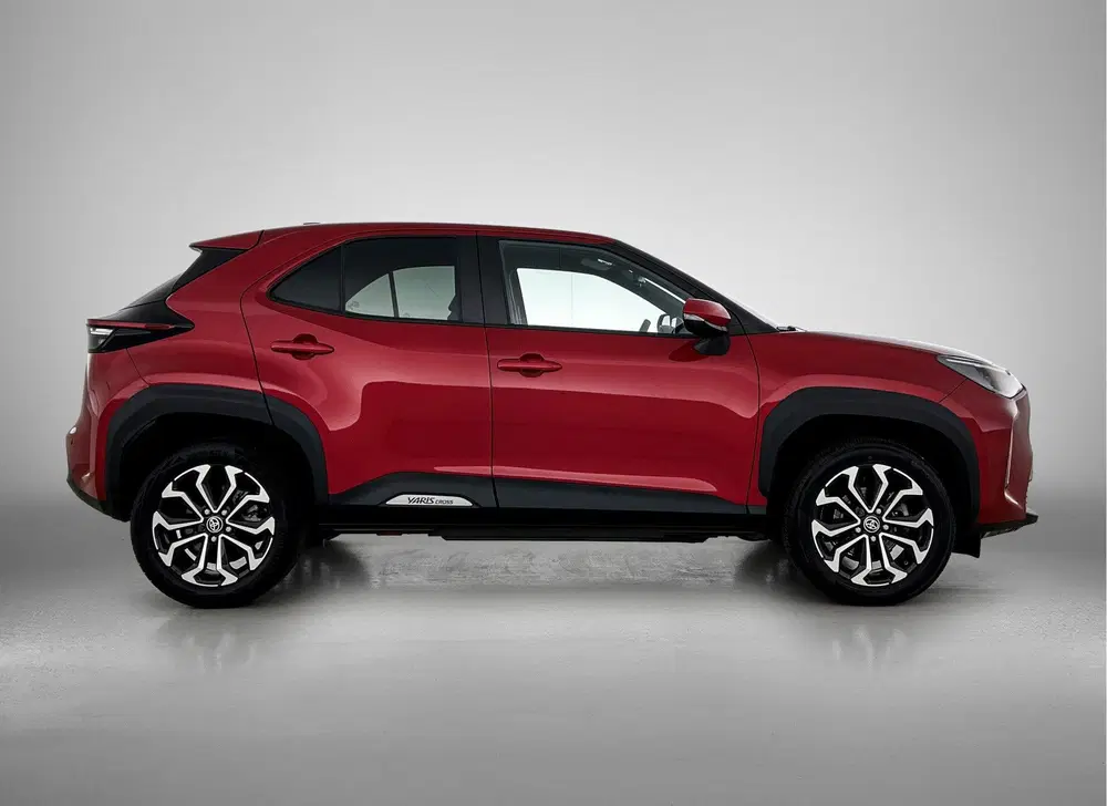 Toyota Yaris Cross 1.5 Hybrid First Edition uit 2022, foto 14