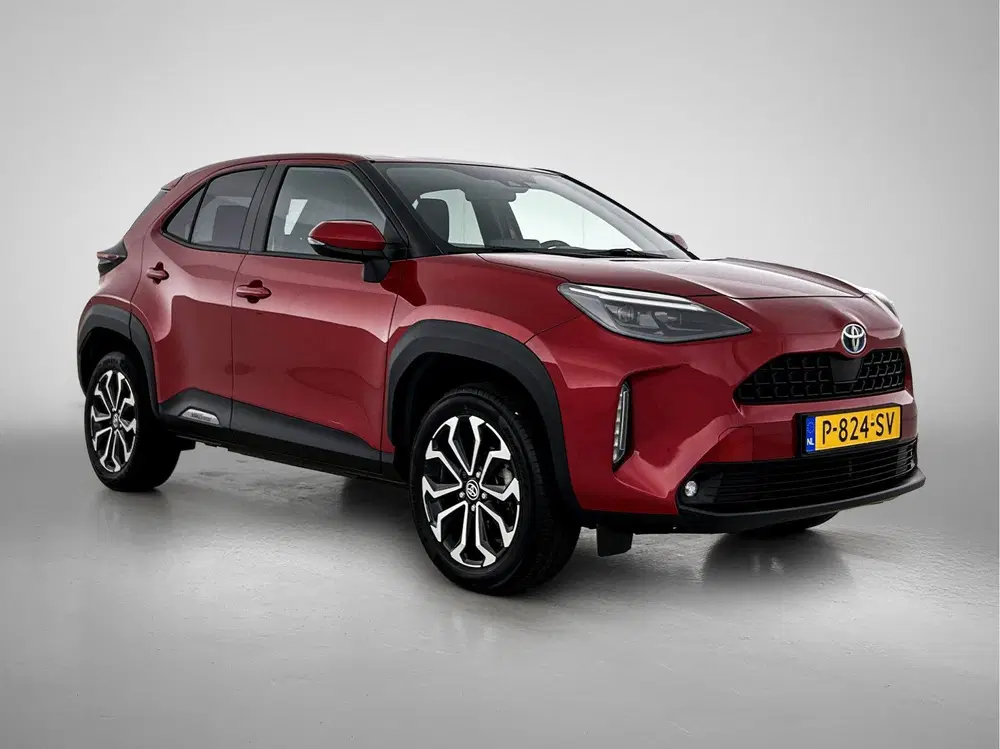 Toyota Yaris Cross 1.5 Hybrid First Edition uit 2022, foto 15