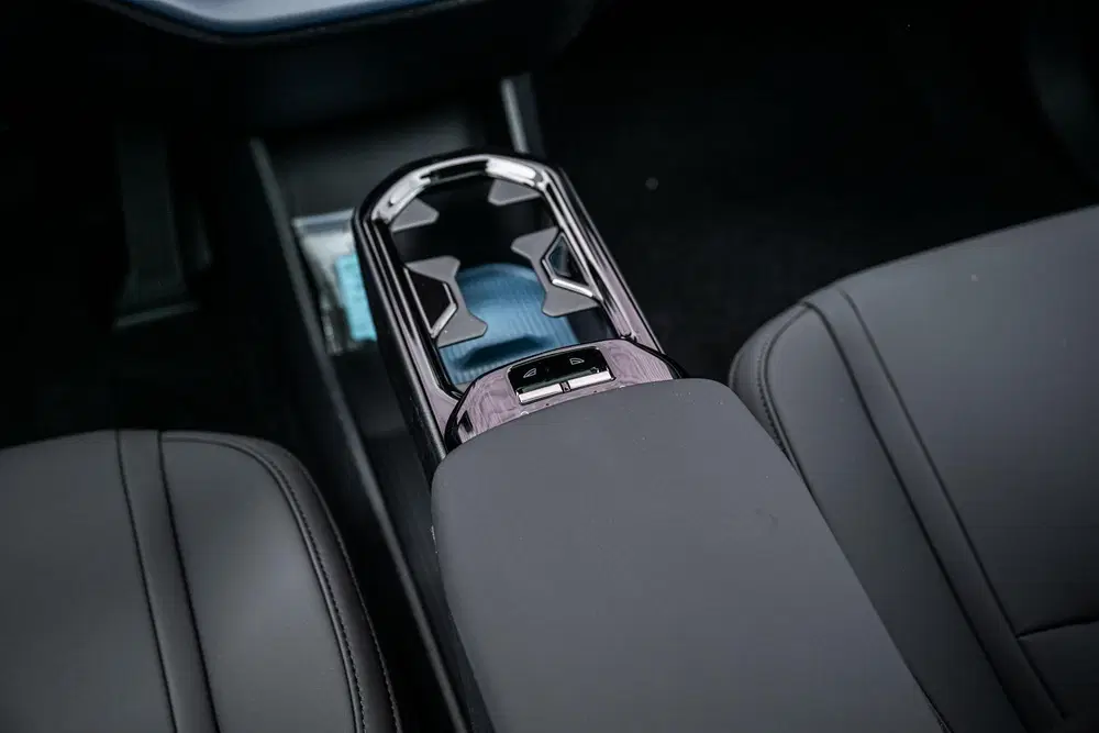 Volvo EX30 P5 Long Range Plus Europa 69 kWh uit 2026, foto 9