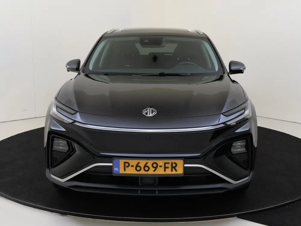 MG Marvel R Luxury 70 kWh uit 2022, foto 6