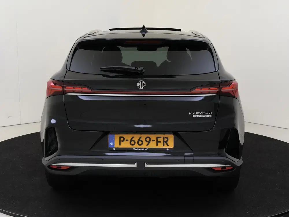 MG Marvel R Luxury 70 kWh uit 2022, foto 7