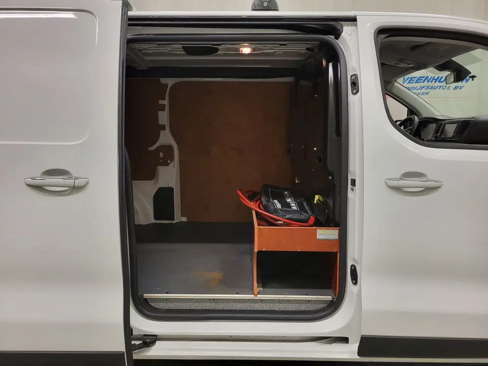 Peugeot Expert 75kWh Elektrisch (bj 2020) uit 2020, foto 7