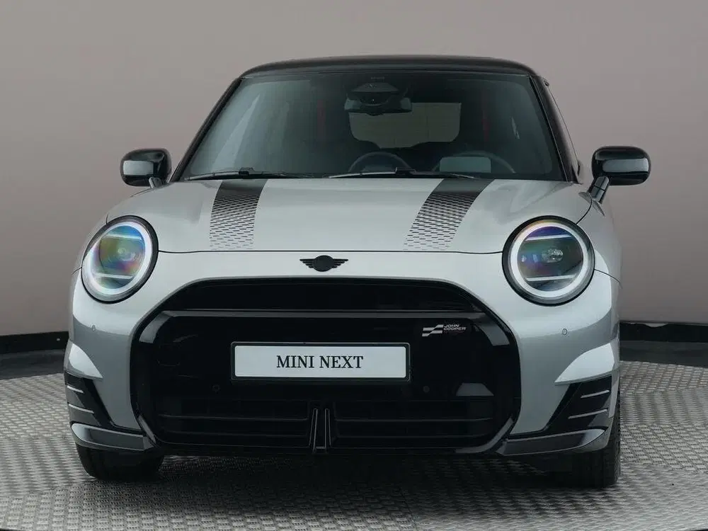 Mini Hatchback Cooper SE uit 2025, foto 11