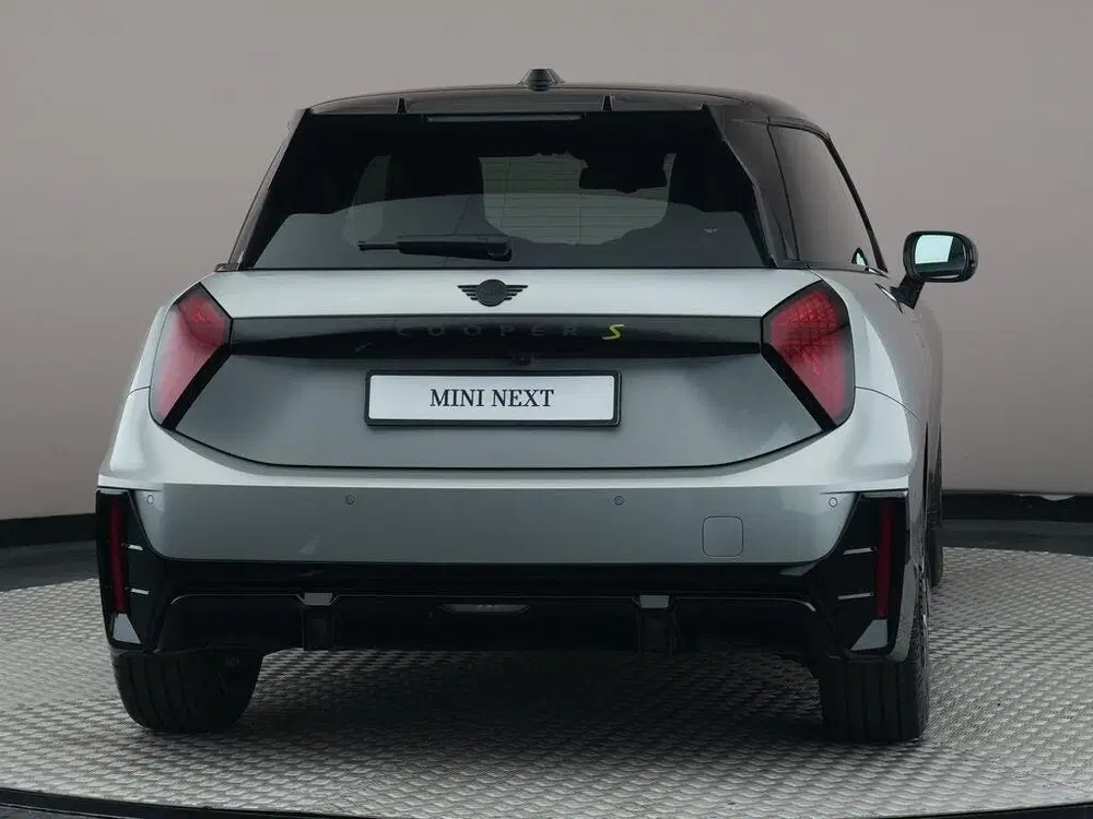 Mini Hatchback Cooper SE uit 2025, foto 13