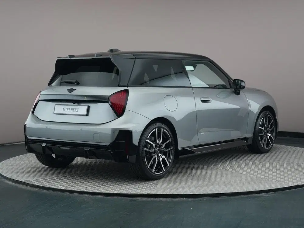 Mini Hatchback Cooper SE uit 2025, foto 2