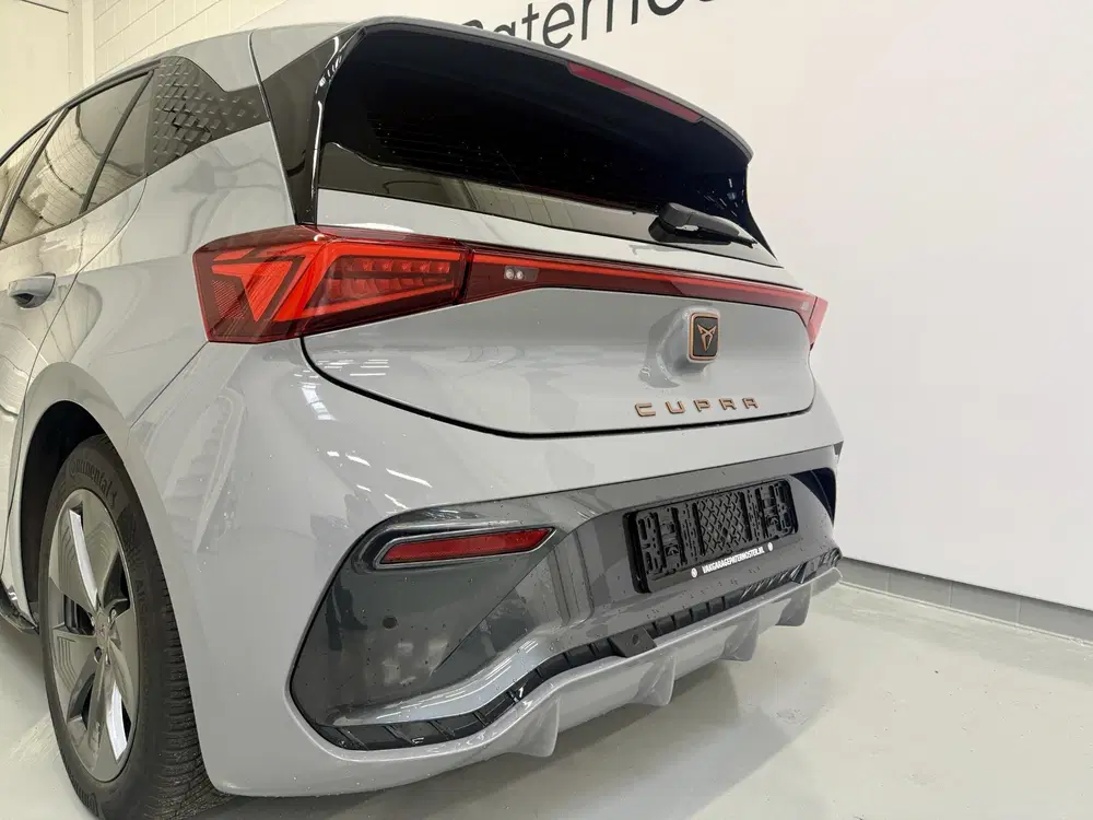 Cupra Born Essential 62 kWh SOH 96% Carplay uit 2024, foto 10