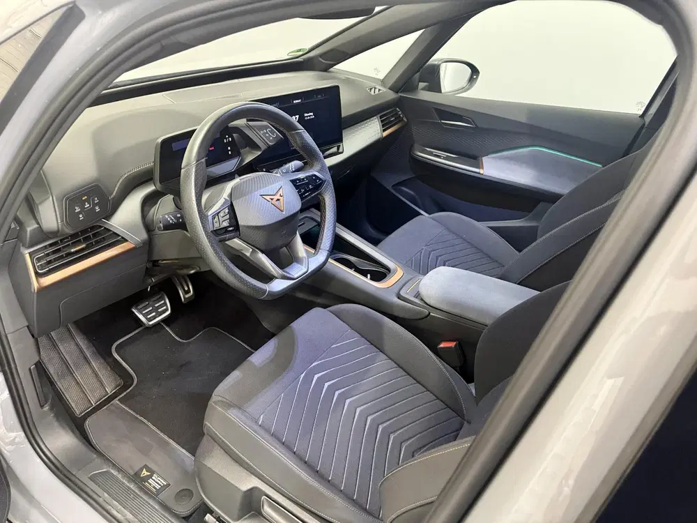 Cupra Born Essential 62 kWh SOH 96% Carplay uit 2024, foto 4