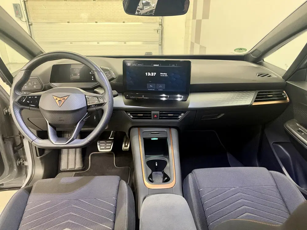 Cupra Born Essential 62 kWh SOH 96% Carplay uit 2024, foto 5