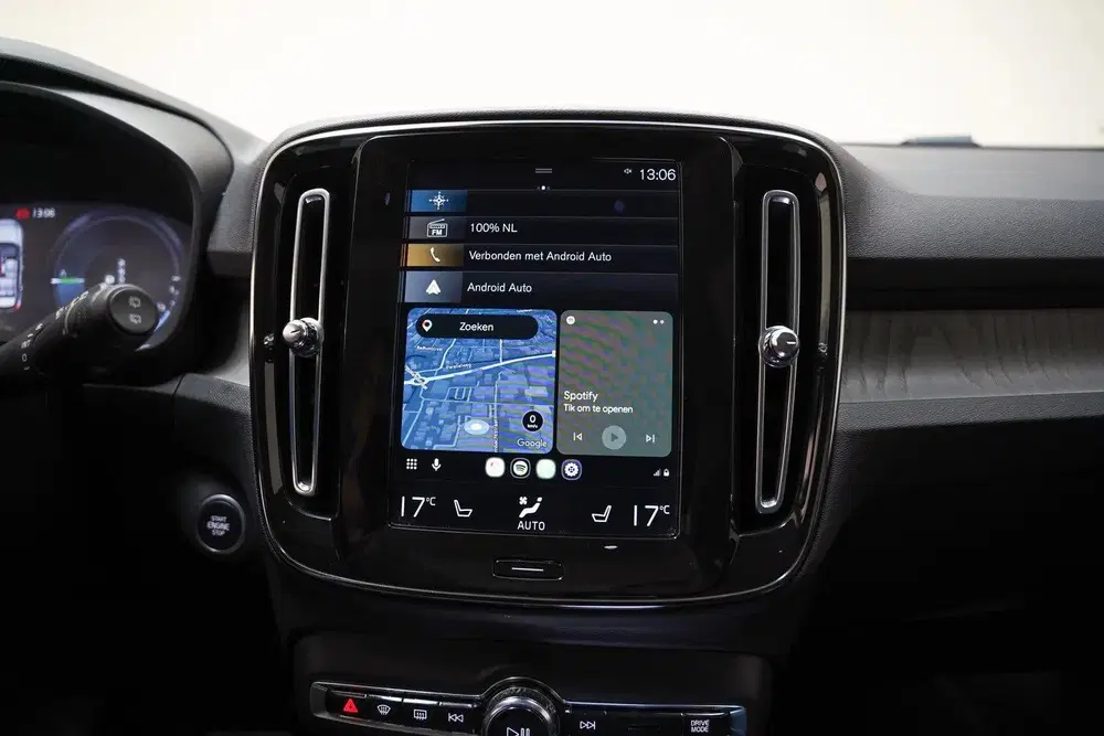 Volvo XC40 T4 Recharge Inscription Aut. [ Panorama Le uit 2021, foto 7